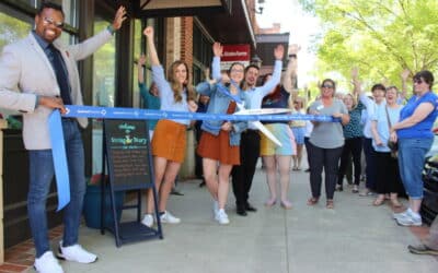 String & Story Celebrates Grand Opening in Downtown Duluth